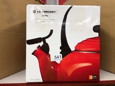 LE CREUSET TRADITIONAL STOVE-TOP KETTLE WITH WHISTLE, SUITABLE FOR ALL HOB TYPES INCLUDING INDUCTION, ENAMELLED STEEL, CAPACITY: 2.1 L, ORANGE .: LOCATION - G RACK