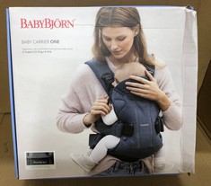 BABYBJÖRN BABY CARRIER ONE, COTTON MIX, CLASSIC DENIM/MIDNIGHT BLUE.: LOCATION - G RACK