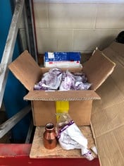 QUANTITY OF ASSORTED PLUMBING ITEMS TO INCLUDE TECTITE SPRINT COPPER PIPE 54MM: LOCATION - BACK RACK(COLLECTION OR OPTIONAL DELIVERY AVAILABLE)