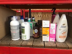 QUANTITY OF ASSORTED BEAUTY ITEMS TO INCLUDE DOVE FRUITY NOURISH BODY WASH  - COLLECTION ONLY - LOCATION RIGHT RACK