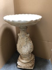 VINEYARD BIRD BATH ADORNED WITH VINE LEAVES - COLLECTION ONLY - LOCATION FRONT FLOOR