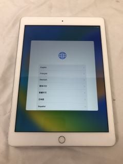 APPLE IPAD 5TH GENERATION 32GB TABLET WITH WIFI: MODEL NO A1822  [JPTE62713]: LOCATION - K4