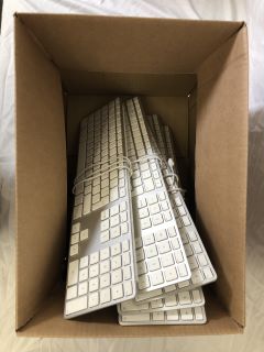 X5 APPLE WIRED KEYBOARD: MODEL NO A1243  [JPTE62622]: LOCATION - C5