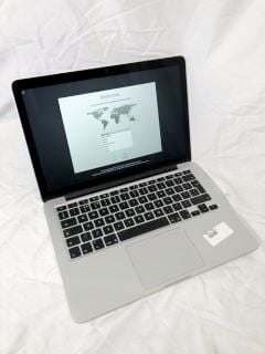 APPLE MACBOOK PRO 512GB SSD LAPTOP: MODEL NO A1502. INTEL CORE I7-5557U, 16GB RAM,   [JPTE62545]: LOCATION - D2