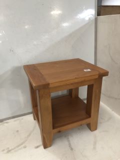 SMALL WOODEN SIDE TABLE