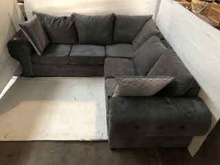 L SHAPE SOFA IN GREY WITH SCATTER BACK CUSHION AND ACCESSORY CUSHIONS H:70 W:230 D:85