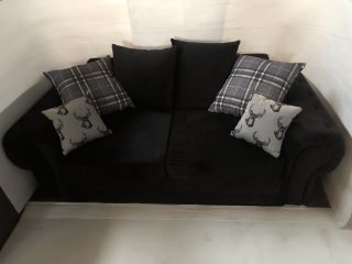 JULIET 3 SEATER BLACK H:85CM W:200CM D:88CM