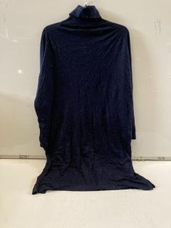 A QTY OF "THE WHITE COMPANY" CLOTHING TO INCLUDE JERSEY LACE INSERT DRESS 12 NAVY TOTAL RRP £387