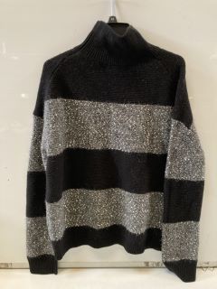 A QTY OF "THE WHITE COMPANY" CLOTHING TO INCLUDE WOOL BEND HIGH NECK JERSEY TOP 10 BLACK TOTAL RRP £119