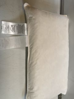 QTY OF ASSORTED THE WHITE COMPANY ITEMS TO INCLUDE DUCK FEATHER PAD TOTAL RRP £450