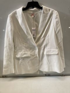 1 X THE WHITE COMPANY ITEMS TO INCLUDE SATIN BACK CREPE TAILORED TUX JACKET SIZE 10 TOTAL RRP £198