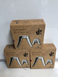 A QTY OF "GRUNWERG" 2PC CHAMPAGNE SETS