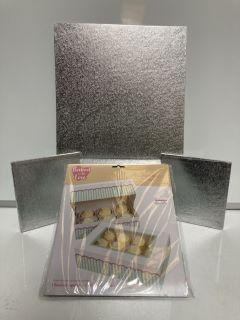 A BOX OF ASSORTED BAKING ITEMS TO INCLUDE SILVER CAKE TRAYS