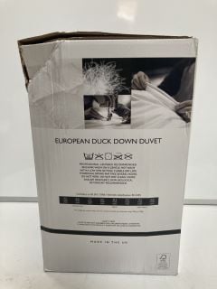 "THE WHITE COMPANY" DUCK DOWN DUVET 10.5 TOG SUPER KING SIZE 220 X 260CM - TOTAL RRP £75