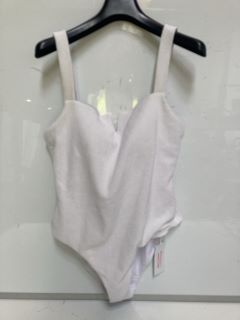 A BOX OF WOMEN'S CLOTHING TO INCLUDE "THE WHITE COMPANY" TWIST FRONT BIKINI TOP IN BLACK - TOTAL RRP £400