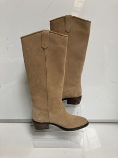 1 X THE WHITE COMPANY KNEE HIGH WESTERN BOOT SAND SIZE 38 TOTAL RRP £225