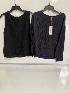 A BOX OF WOMEN'S CLOTHING TO INCLUDE "THE WHITE COMPANY" SLASH NECK SATIN FRONT TOP IN NAVY - TOTAL RRP £360