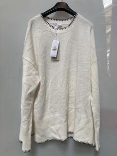 A QTY OF "THE WHITE COMPANY" CLOTHING TO INCLUDE CONTRAST STITCH JUMPER WITH CASHMERE XL PORCELAIN TOTAL RRP £258