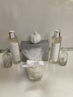 QTY OF THE WHITE COMPANY ITEMS TO INCLUDE ADVANCED SKINCARE ESSENTIALS KIT - TOTAL RRP £91