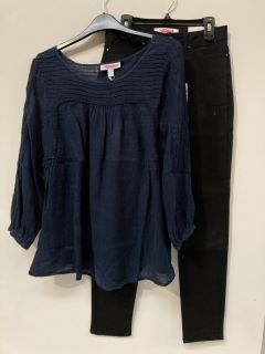 QTY OF THE WHITE COMPANY ITEMS TO INCLUDE LINEN GAUZE PINTUCK BLOUSE NAVY SIZE 6 TOTAL RRP £187