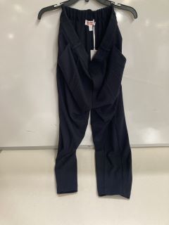 QTY OF THE WHITE COMPANY ITEMS TO INCLUDE WOOL RICH TAPERED TROUSERS NAVY SIZE 14 TOTAL RRP £238