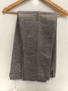 QTY OF THE WHITE COMPANY ITEMS TO INCLUDE WOOL RICH ELASTIC BACK TAPERED TROUSERS GRAY MARL SIZE 14 TOTAL RRP £188