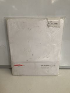 QTY OF THE WHITE COMPANY ITEMS TO INCLUDE 800 THREAD DEEP FITTED SHEET WHITE KING SIZE TOTAL RRP £ 145