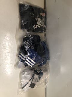 QTY OF ASSORTED GOODS TO INCLUDE ADIDAS JACKET (7-8 YRS)