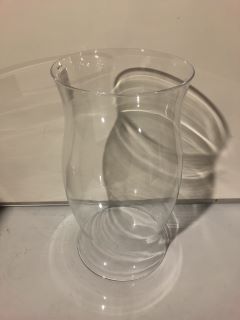 2 X THE WHITE COMPANY GLASS HURRICANE COVER LEAD FREE CRYSTAL GLASS TOTAL RRP £190