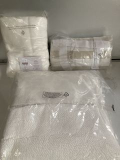 QTY OF ASSORTED THE WHITE COMPANY ITEMS TO INCLUDE SPA INDULGENCE CUPRO WHITE BATH TOWEL WHITE TOTAL RRP £146