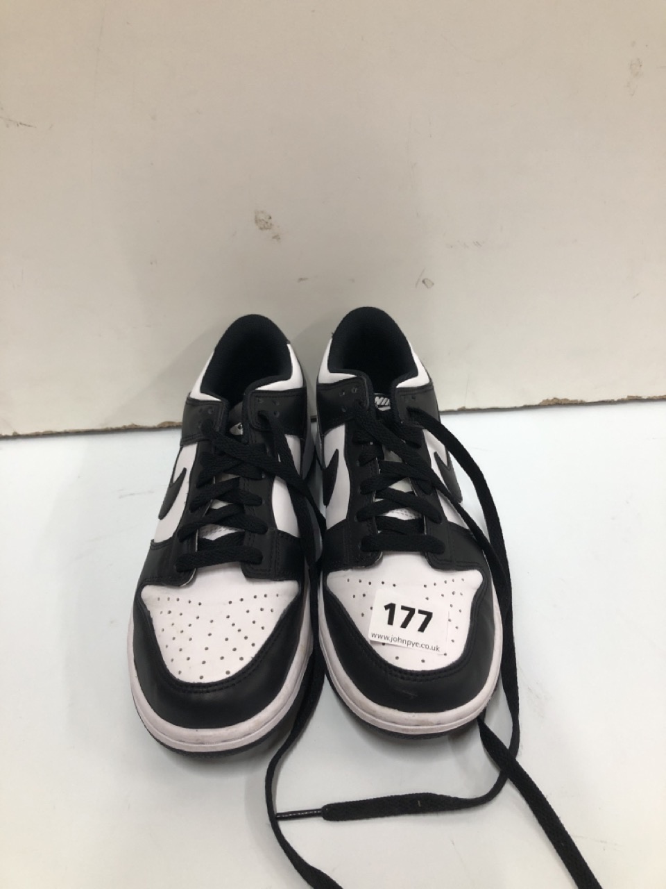 cheap nike trainers size 5