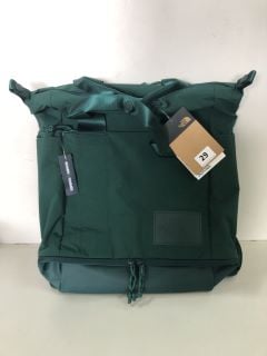 THE NORTH FACE BACKPACK