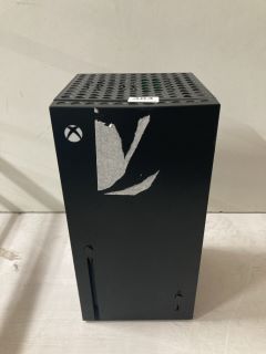 XBOX SERIES X REPLICA DESK FRIDGE