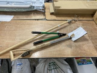 3 X ASSORTED GARDEN TOOLS