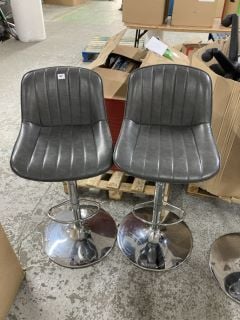 2 X GREY BARSTOOLS