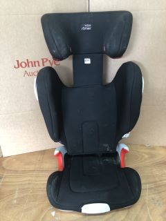 BRITAX ROMER CAR SEAT