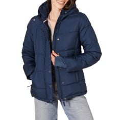 QTY OF ITEMS TO INLCUDE 10 X ASSORTED JACKETS TO INCLUDE ESSENTIALS WOMEN'S HEAVYWEIGHT LONG-SLEEVE HOODED PUFFER COAT (AVAILABLE IN PLUS SIZE), NAVY, 3XL PLUS, ESSENTIALS MEN'S PACKABLE LIGHTWEIGHT