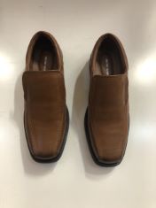 1 X BRUNO MARC BROWN SLIP ON LOAFERS SIZE 5 TO INCLUDE 1 X DREAM PARIS BLACK HEELED COURTS SIZE 5 .