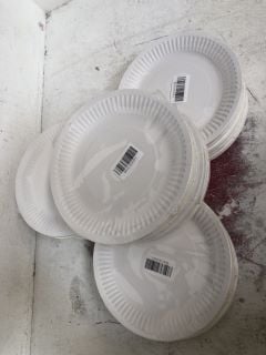 A QTY OF DISPOSABLE TABLEWARE