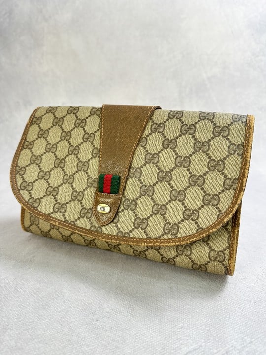 Gucci GG Canvas Web Sherry Line Clutch Bag, Dimensions 25x13x7cm(Approx) (VAT ONLY PAYABLE ON BUYERS PREMIUM)