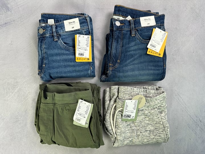 H&M Children's Clothing 2x Jeans 11-12Y , Shorts 11-12Y And Cuffed Combats 12-13Y With Tags (MPSS03095054) (VAT ONLY PAYABLE ON BUYERS PREMIUM)