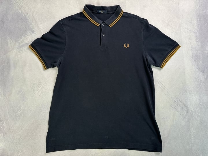 Fred Perry Polo Shirt - Size XL (VAT ONLY PAYABLE ON BUYERS PREMIUM)