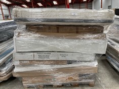 PALLET VARIETY OF FURNITURE INCLUDING VISCOELASTIC MATTRESS, MEASUREMENTS NOT SPECIFIED (MAY BE STAINED, BROKEN OR INCOMPLETE).