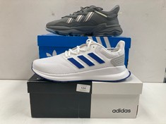 2 X ADIDAS TRAINERS VARIOUS SIZES AND MODELS INCLUDING WHITE TRAINERS SIZE 41 1/3 AND GREY TRAINERS SIZE 40 - LOCATION 15A.