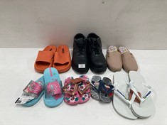 7 X SHOES VARIOUS BRANDS, SIZES AND MODELS INCLUDING HAVAIANAS FLIP FLOPS WHITE COLOUR SIZE 41-42 - LOCATION 19A.