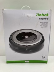 IROBOT ROOMBA E5154 WIFI, OPTIMAL ROBOT HOOVER FOR PETS, HIGH POWER SUCTION, 2 RUBBER BRUSHES, CARPETS AND FLOORS, DIRT DETECT, PERSONALISED SUGGESTIONS, COMPATIBLE WITH VOICE ASSISTANTS - LOCATION 4