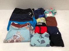 11 X SWIMMING COSTUMES AND BIKINIS VARIOUS MODELS AND SIZES INCLUDING FULL BIKINI PEPE JEANS SIZE 16/176 FLORAL - LOCATION 12B.