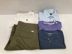 5 X JACK&JONES GARMENTS VARIOUS SIZES AND MODELS INCLUDING LIGHT BLUE SHIRT SIZE L - LOCATION 34A.