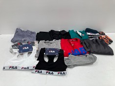 14 X SPORTSWEAR IN VARIOUS SIZES, MAKES AND STYLES INCLUDING SPORTS BRA FILA SIZE M 6 X JACK & JONES CLOTHING IN VARIOUS SIZES AND STYLES INCLUDING BLUE POLO SHIRT SIZE 5XL - LOCATION 22C.