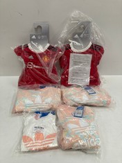 6 X ADIDAS CLOTHING VARIOUS SIZES AND MODELS INCLUDING SWEATSHIRT AND CORAL TROUSERS SET SIZE 92 - LOCATION 12C.